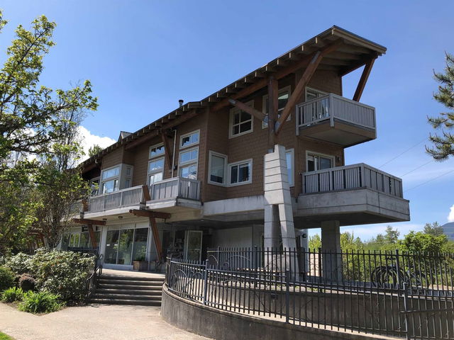 3 - 40775 Tantalus Road