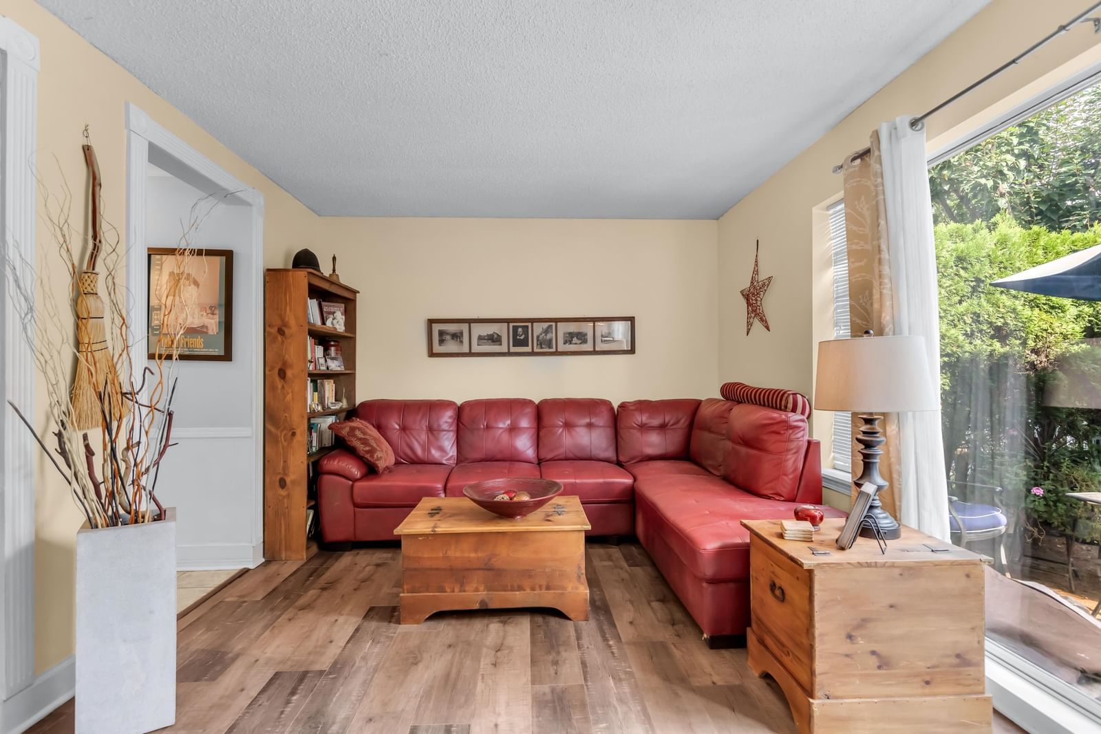 Listing Image 14