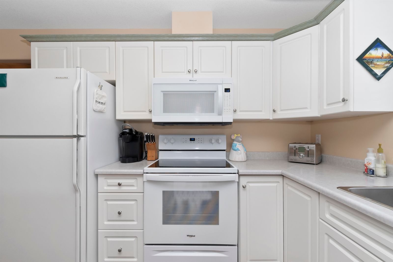 Listing Image 10