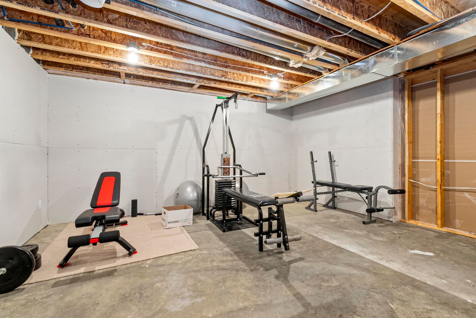 Listing Image 6
