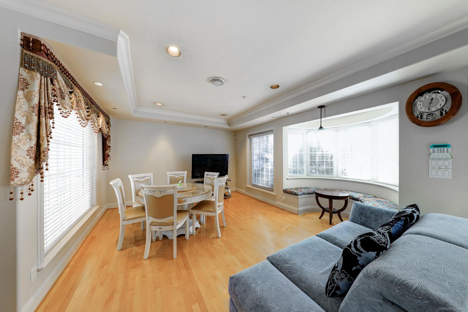 Listing Image 19