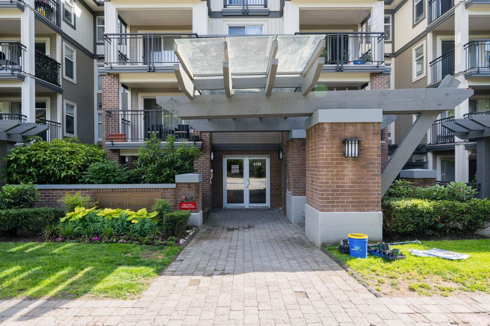 Listing Image 32
