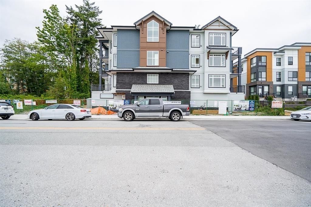 Listing Image 25