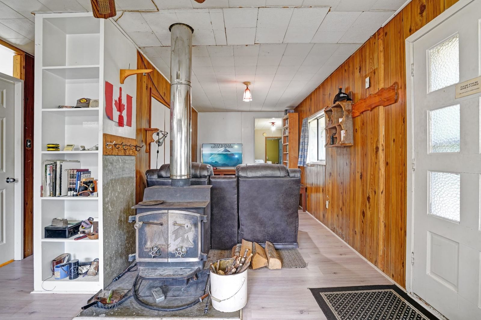 Listing Image 9