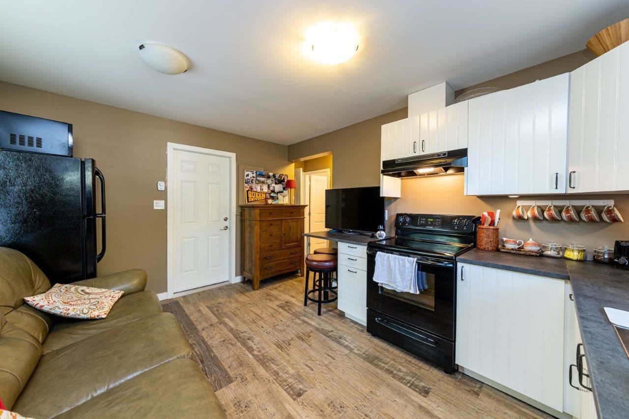 Listing Image 14