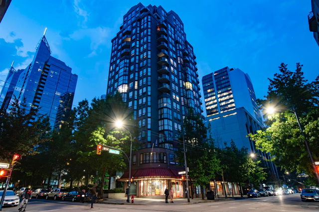 902 - 811 Helmcken Street