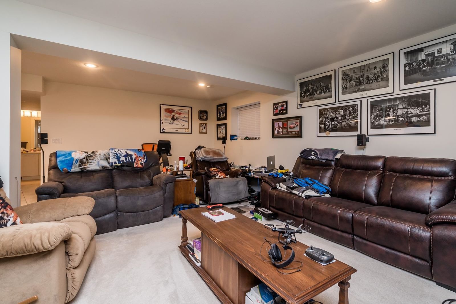 Listing Image 32