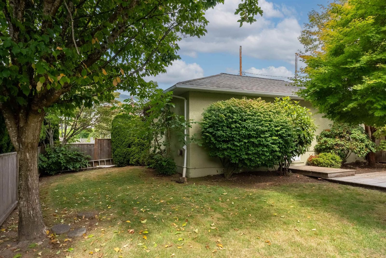 Listing Image 32