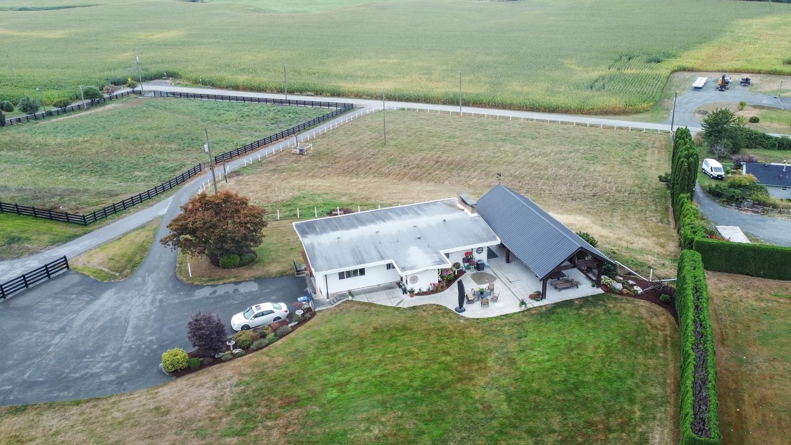 Listing Image 6