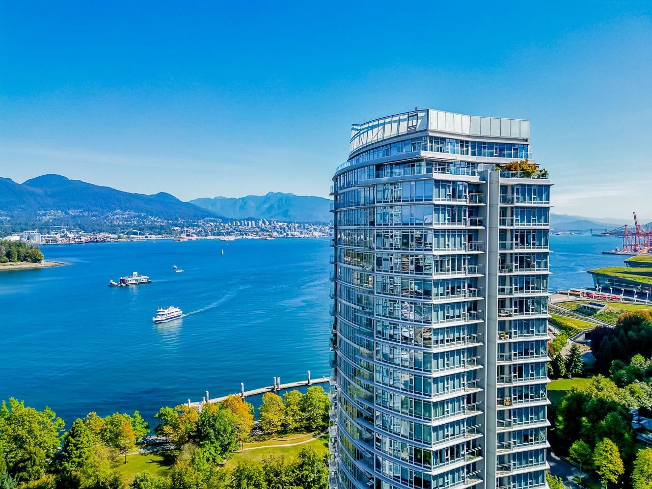 Listing Image 10