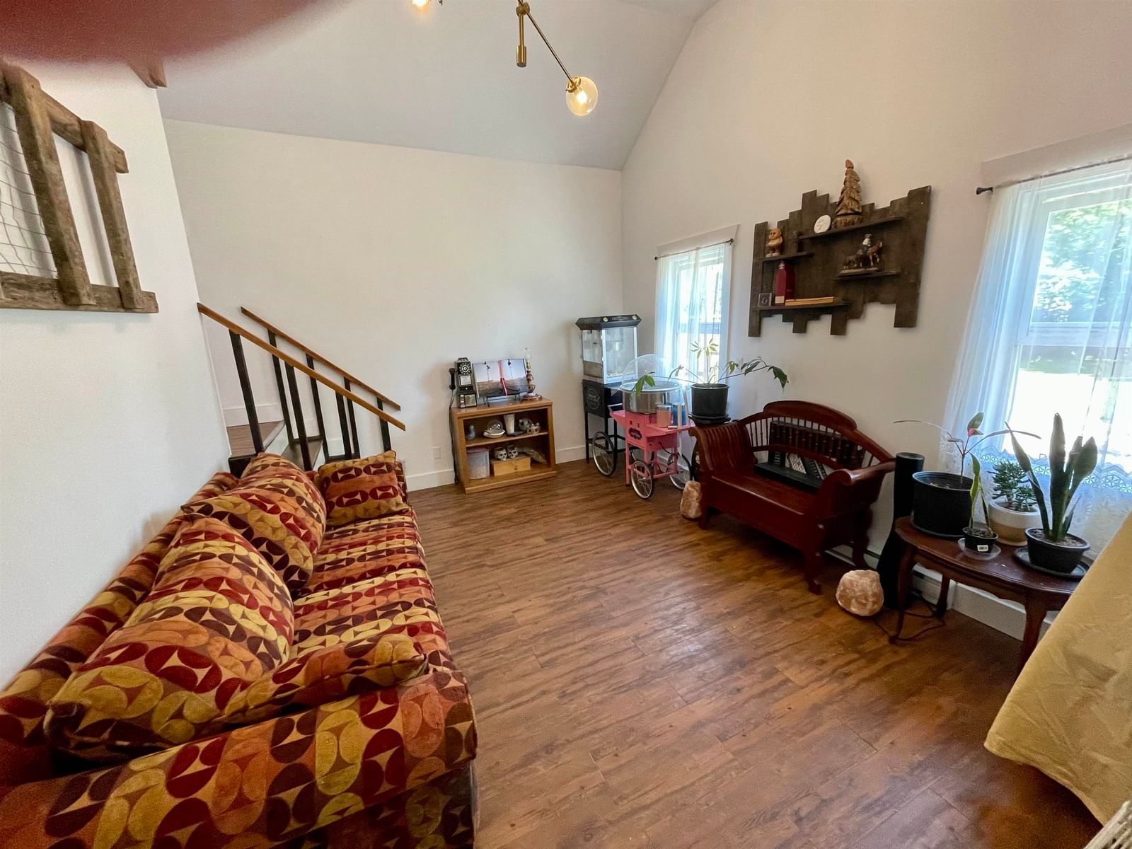 Listing Image 16