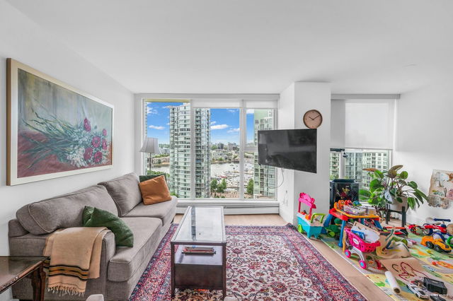 1705 - 1009 Expo Boulevard