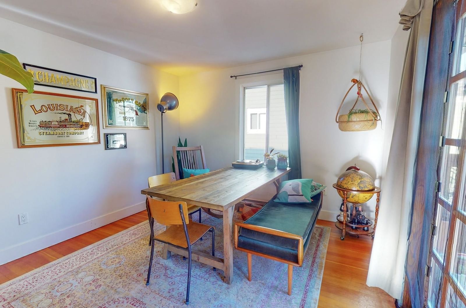 Listing Image 10