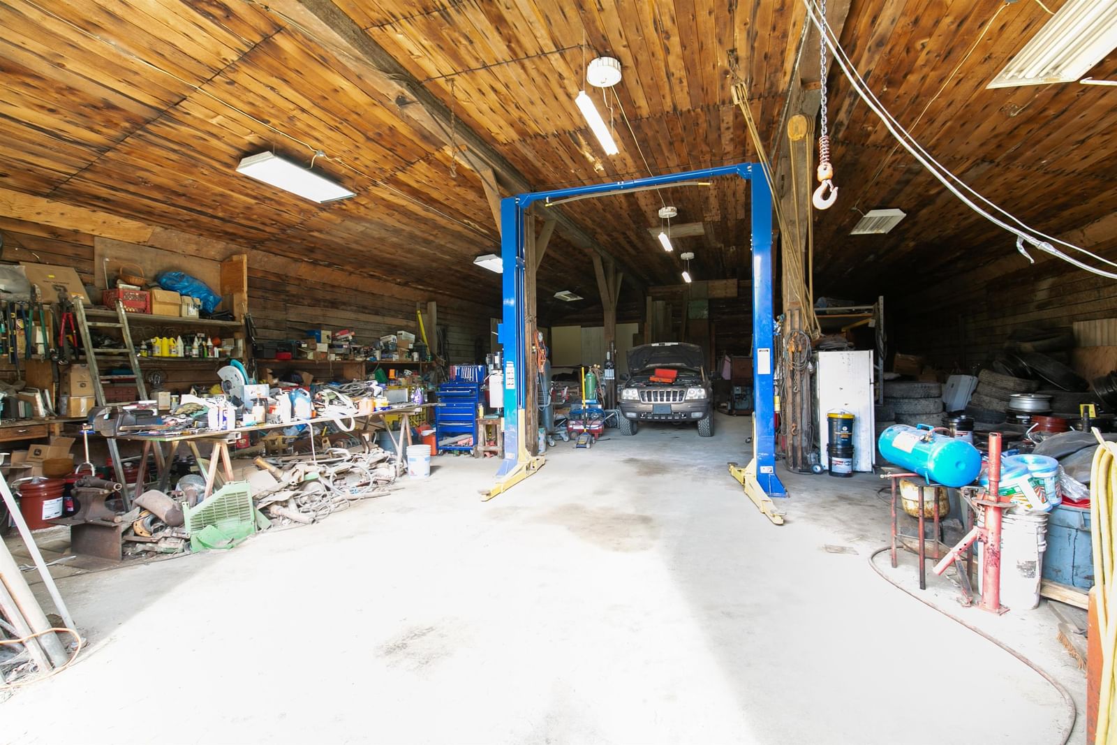 Listing Image 14