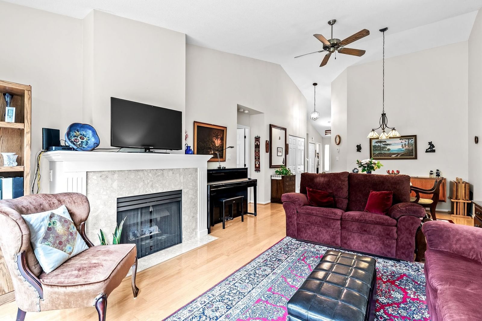 Listing Image 13