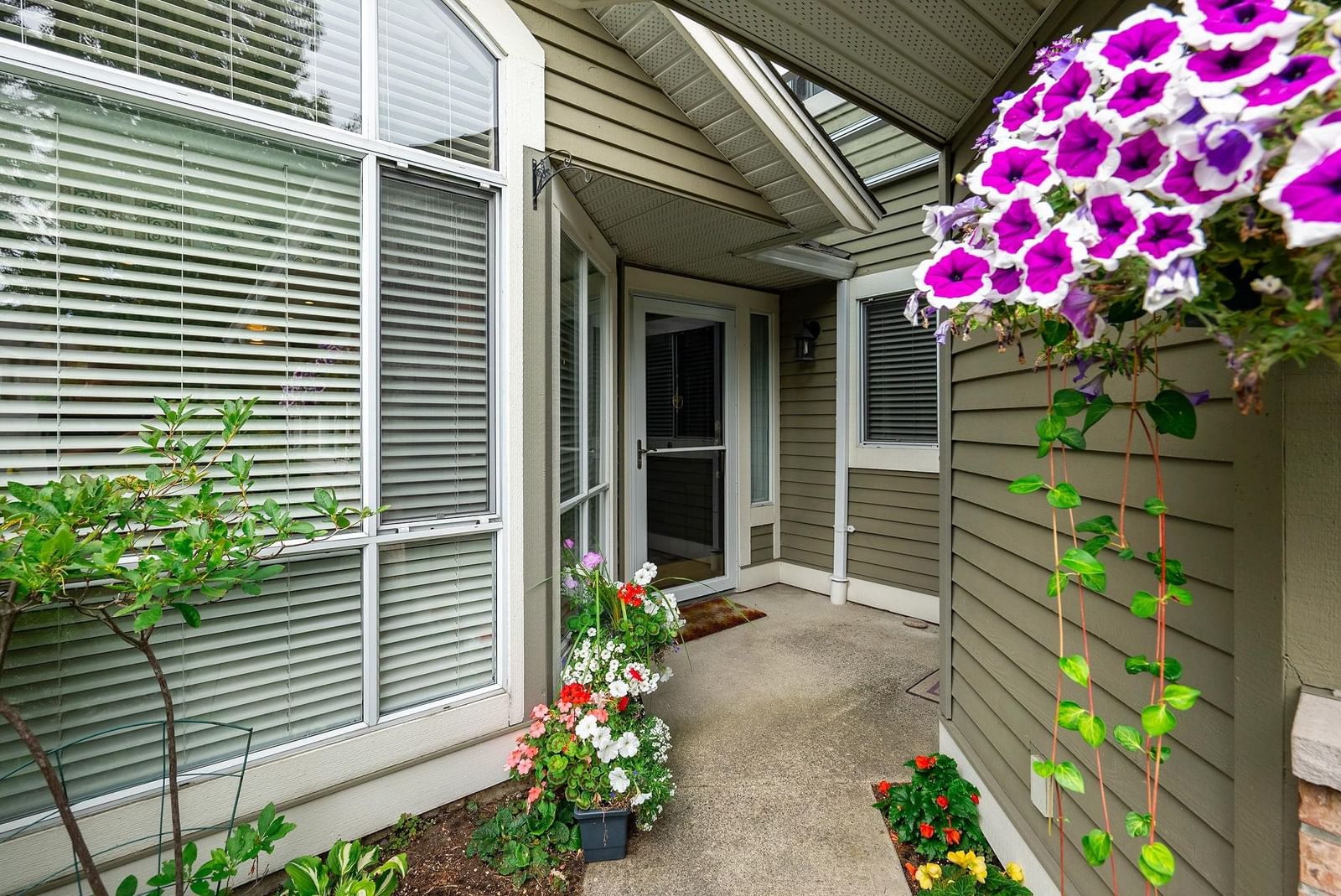 Listing Image 37