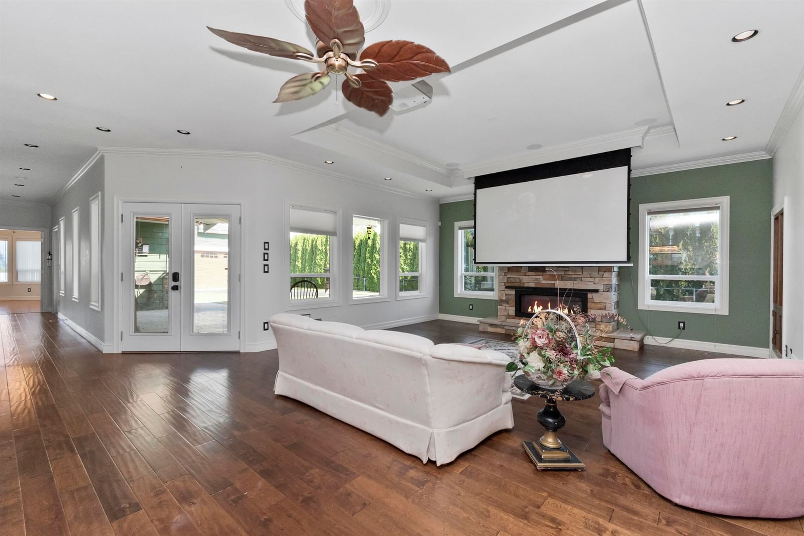 Listing Image 22