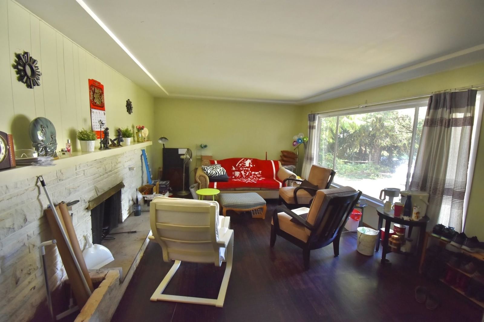 Listing Image 11