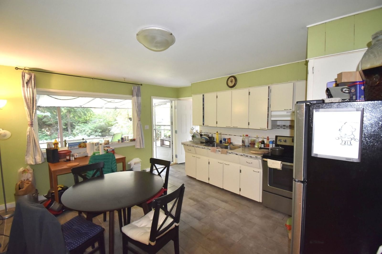 Listing Image 12