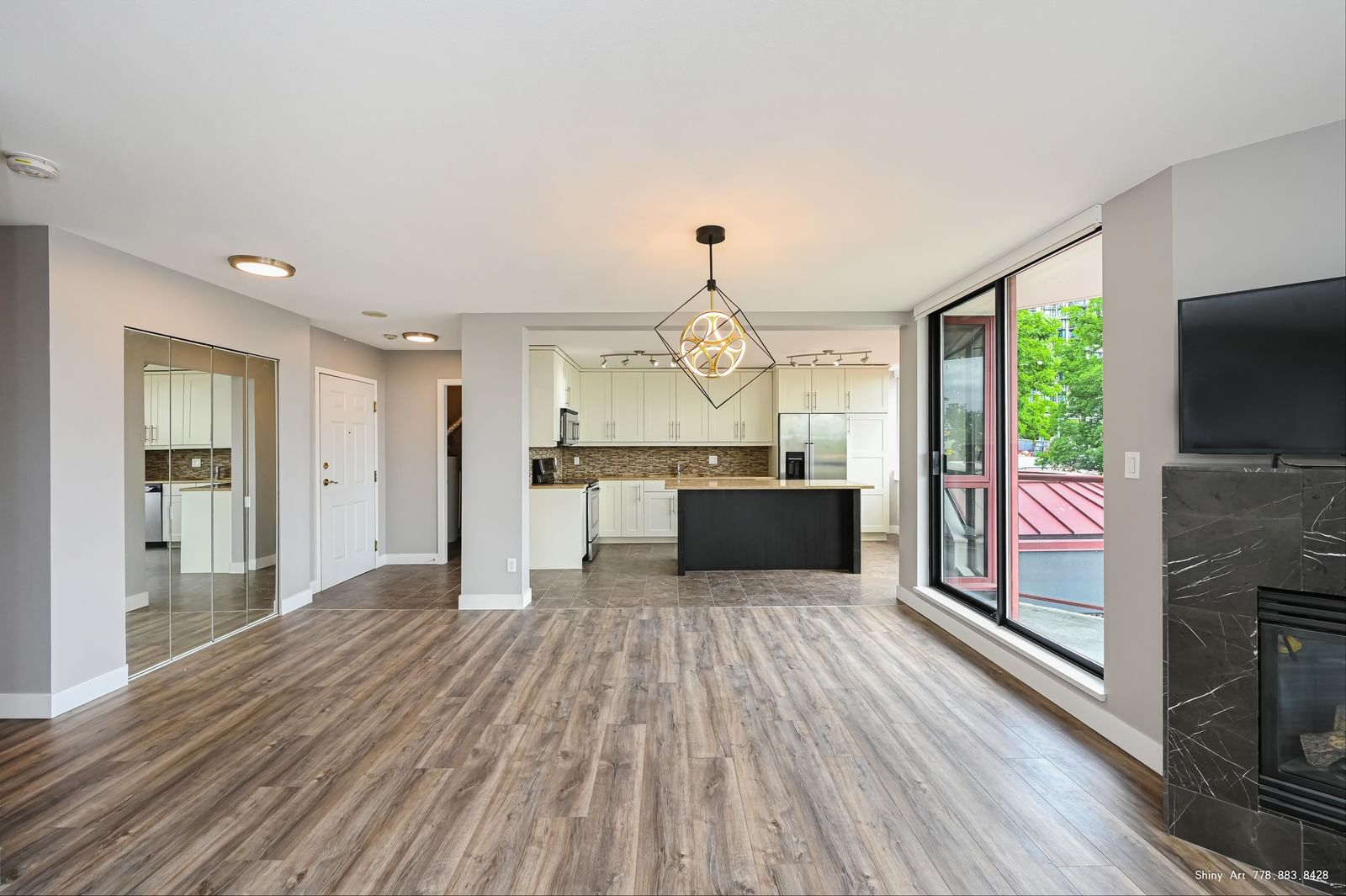 Listing Image 15