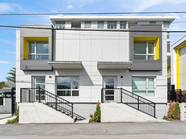 TH4 - 6322 Cambie Street