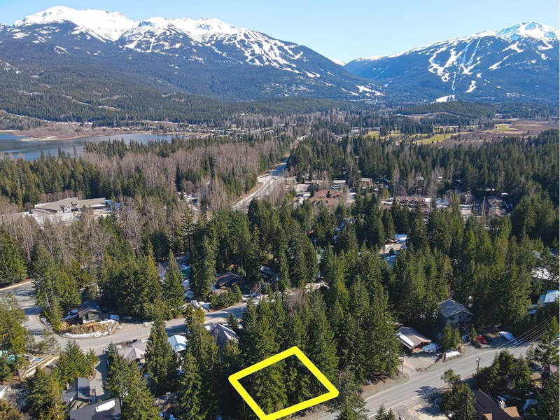 8270 Mountain View Drive, Whistler, V8E 0G3 | Image 2