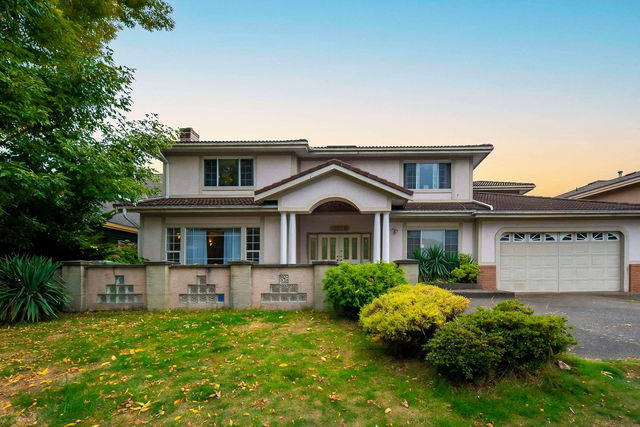 5620 Musgrave Crescent