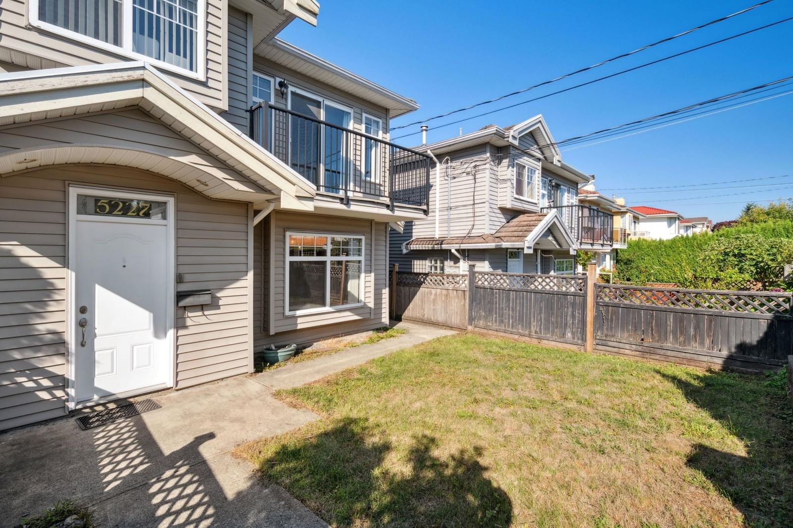 Listing Image 4