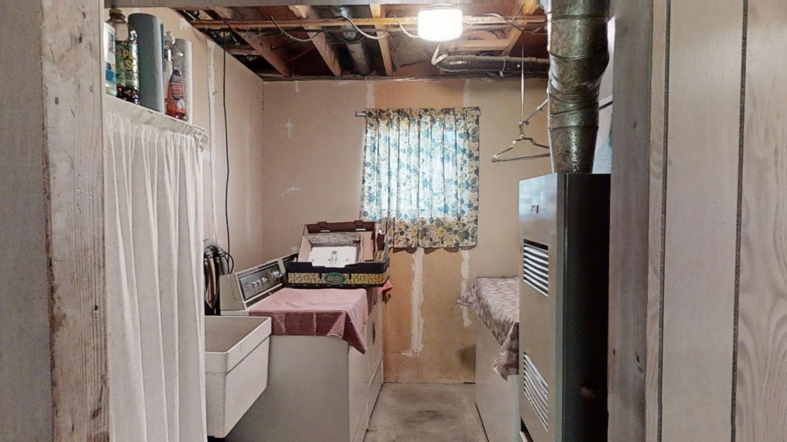 Listing Image 18