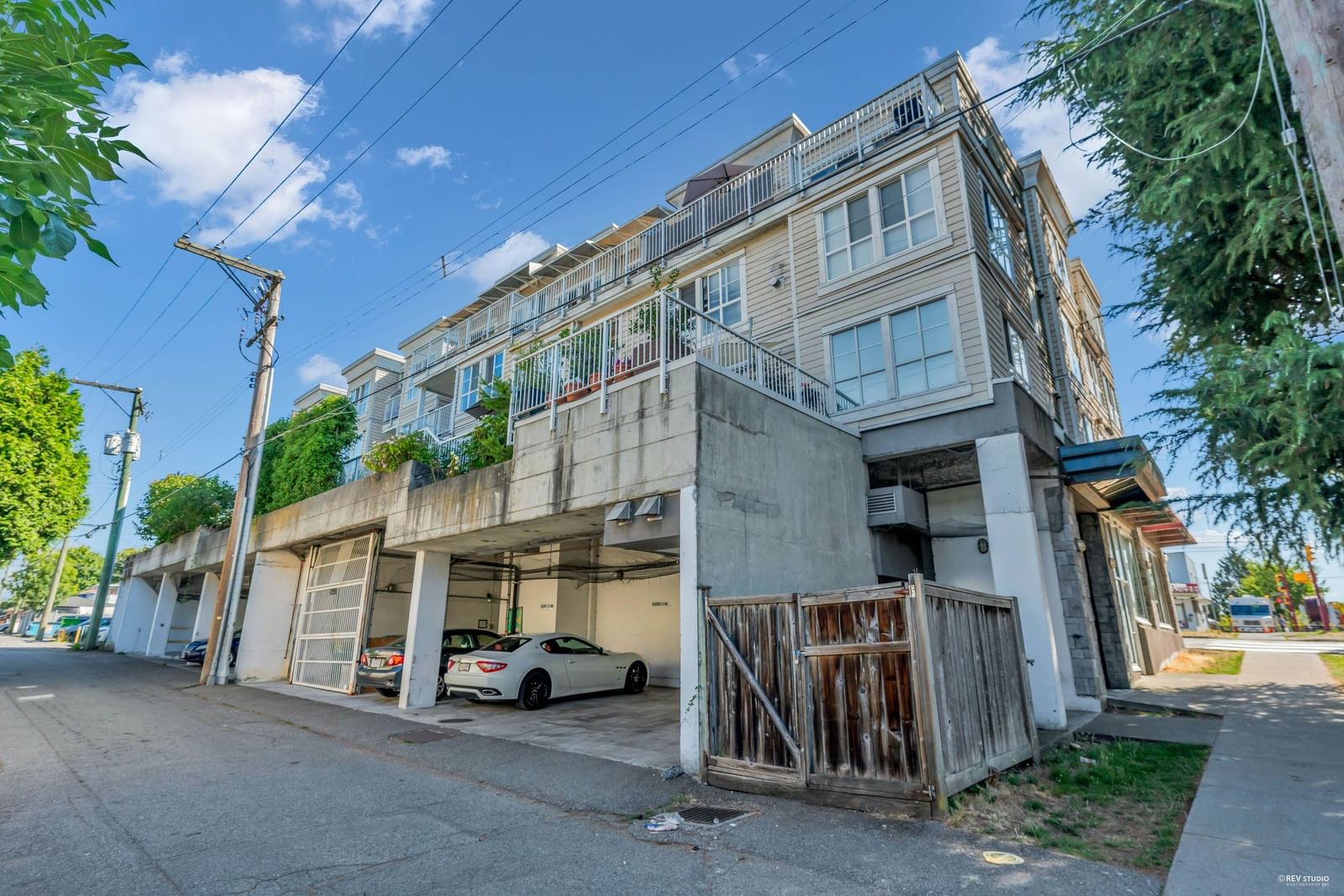Listing Image 20