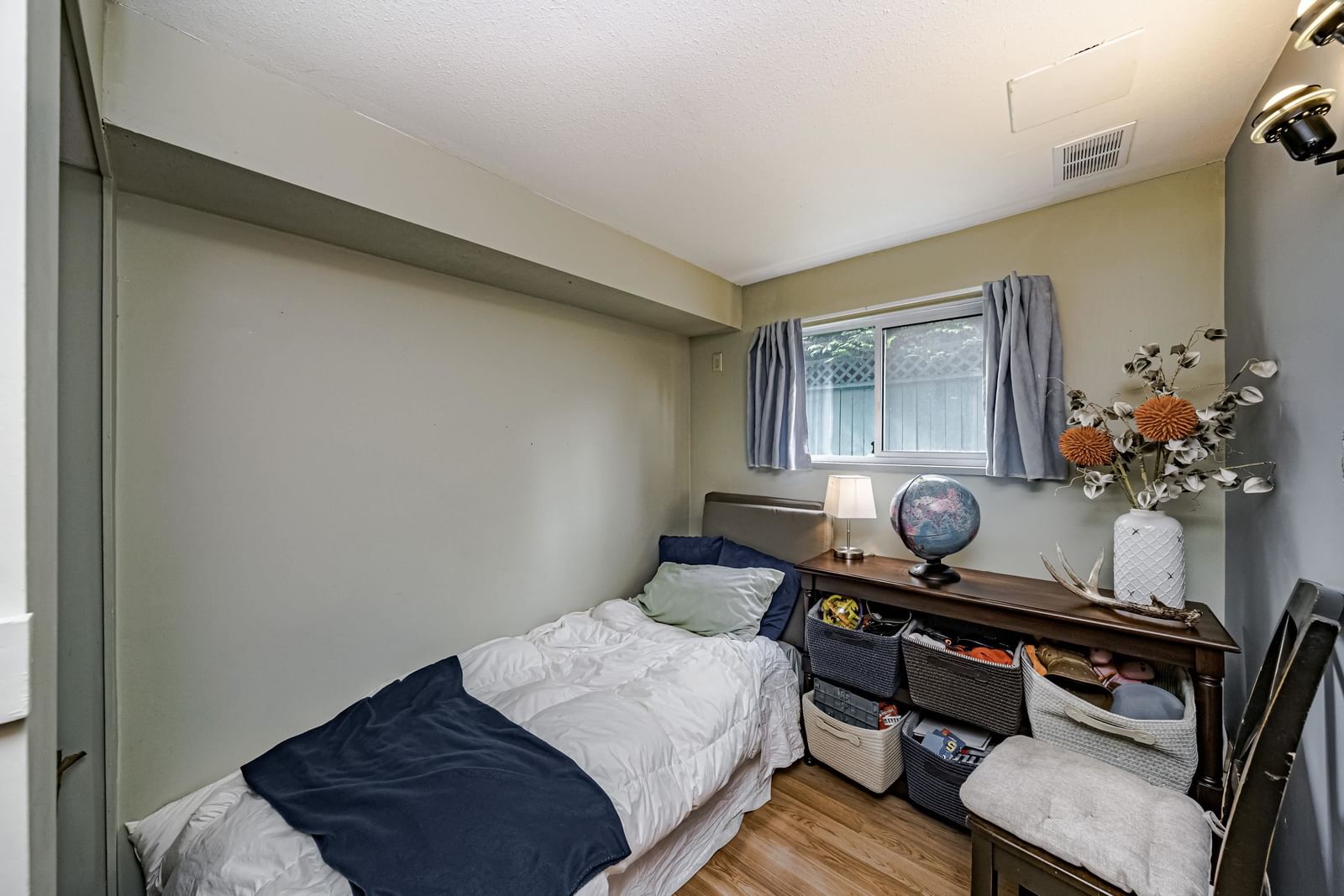 Listing Image 25