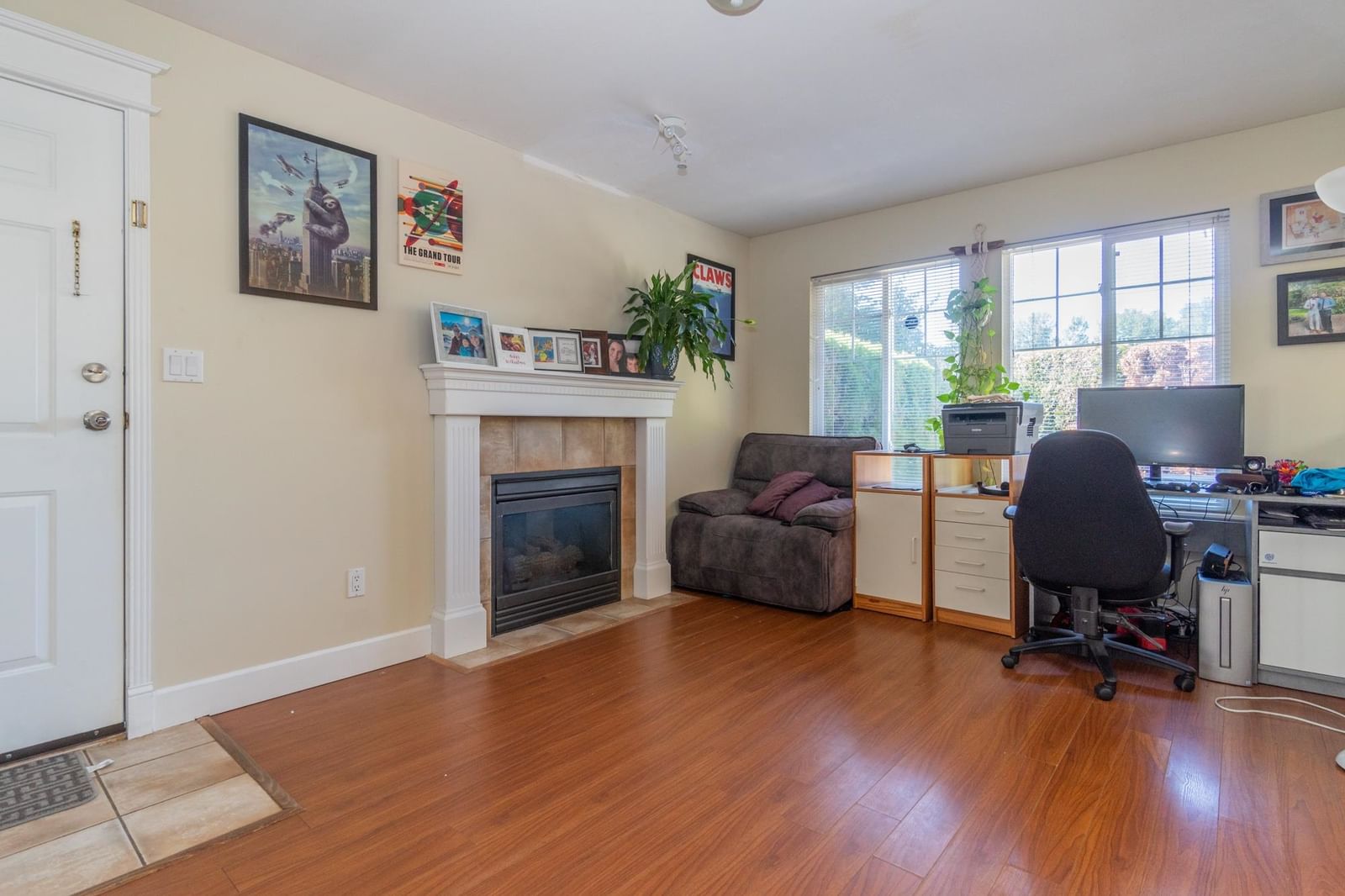 Listing Image 15