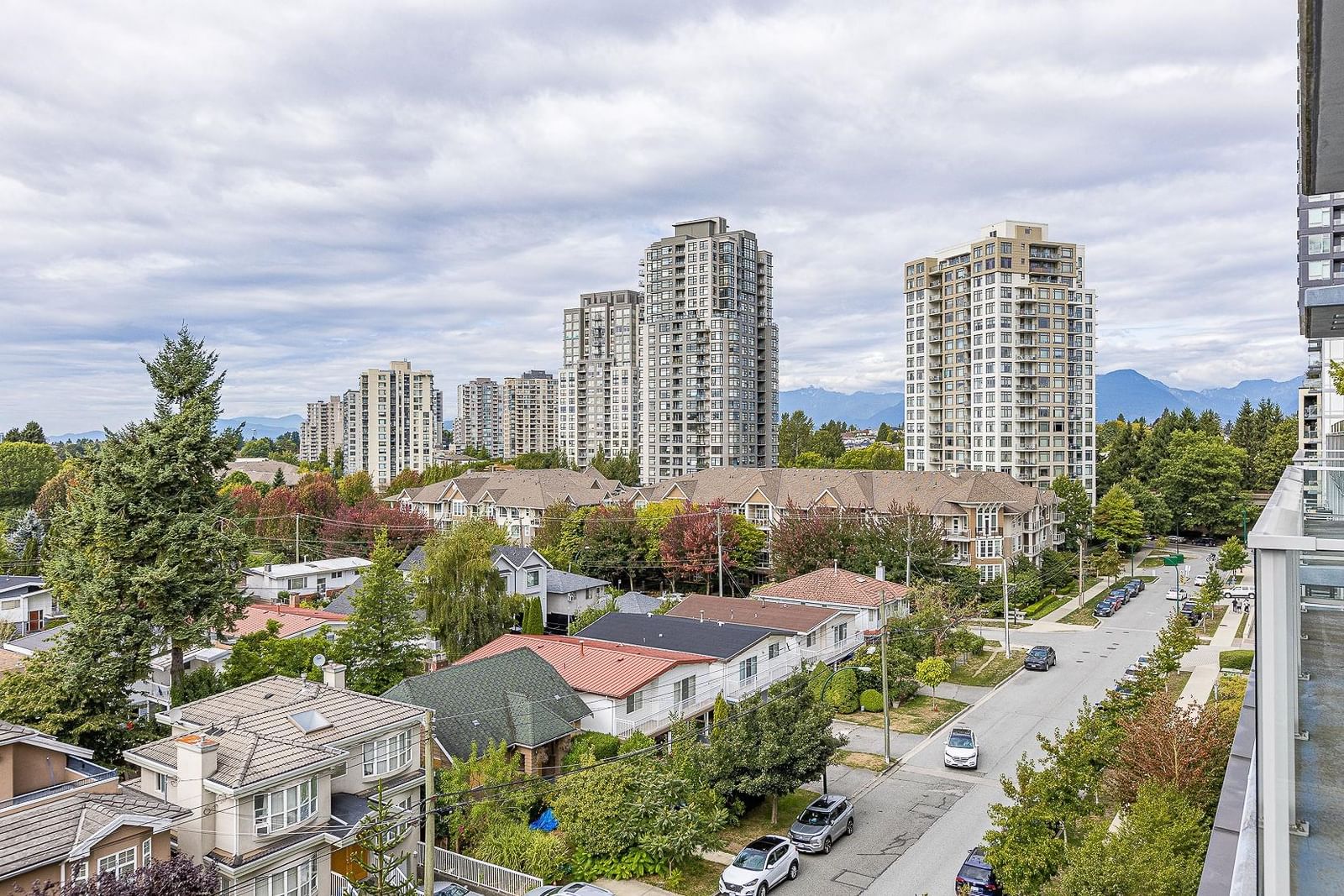 Listing Image 15