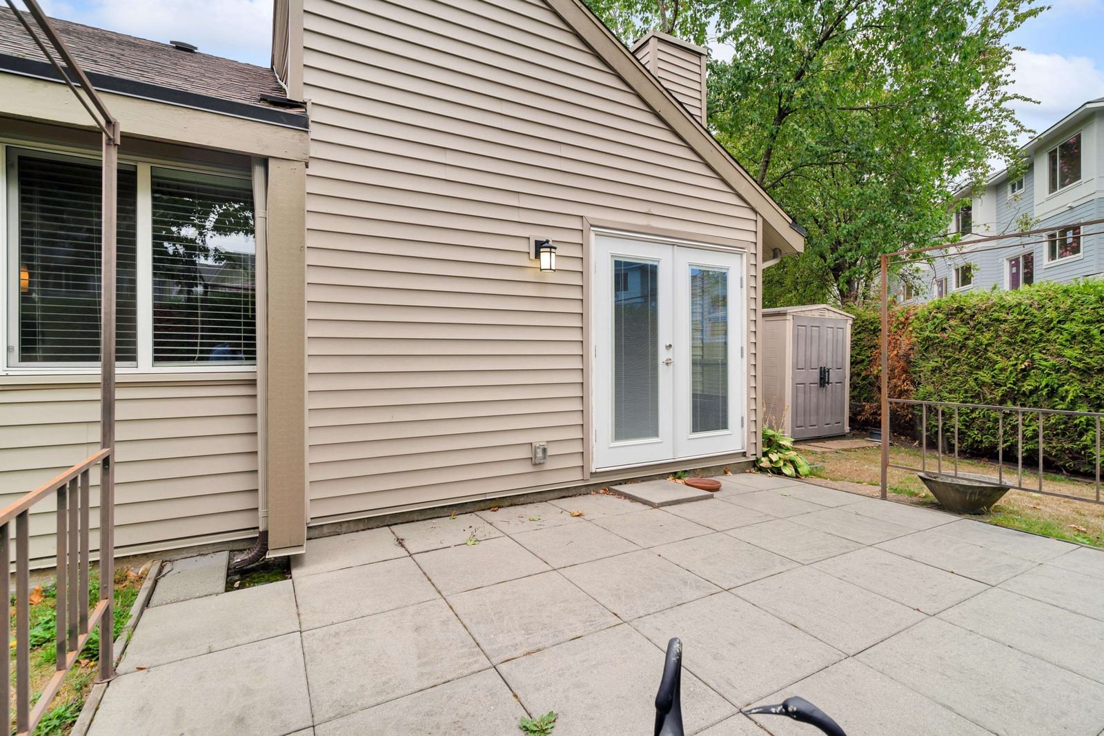 Listing Image 23