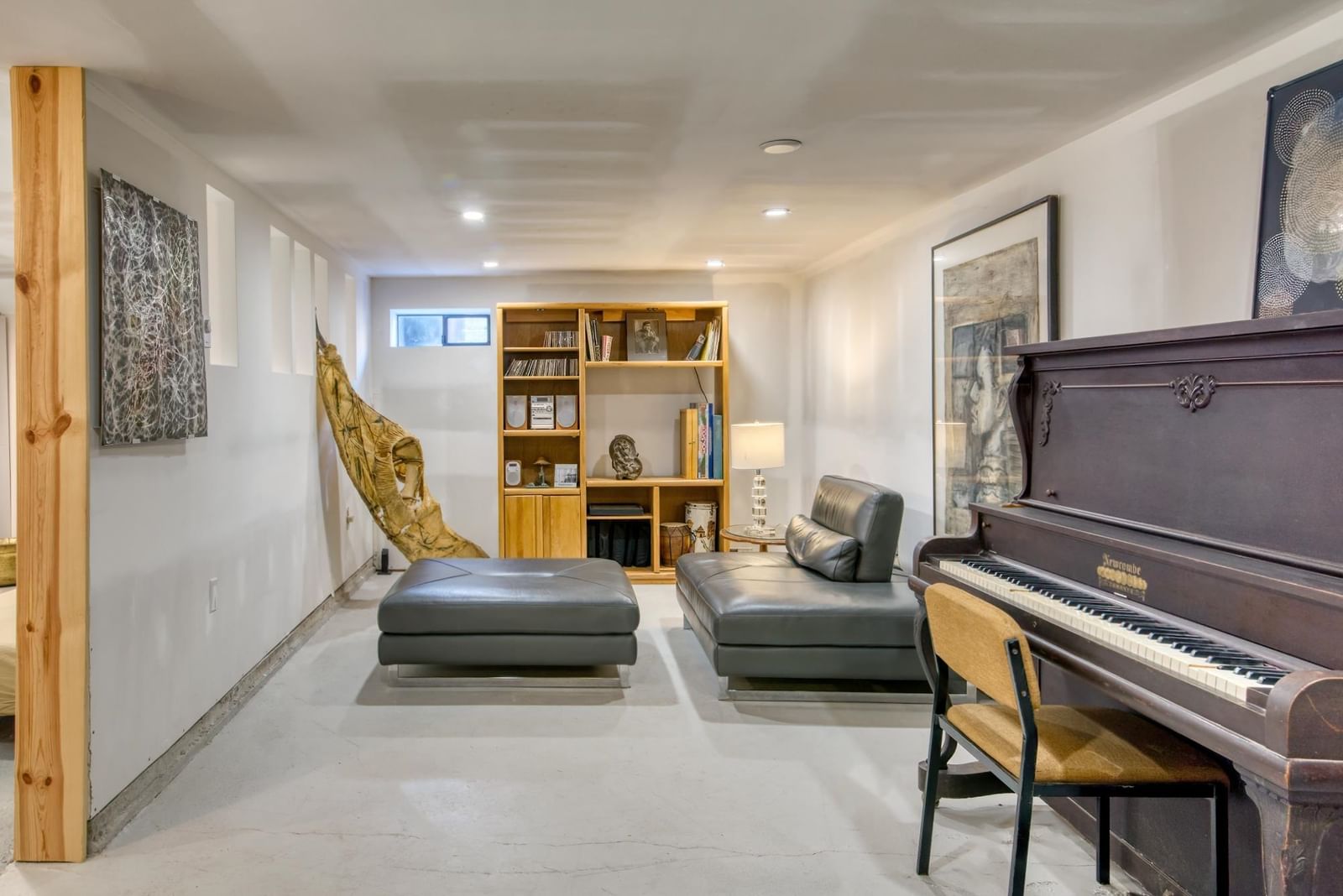 Listing Image 25