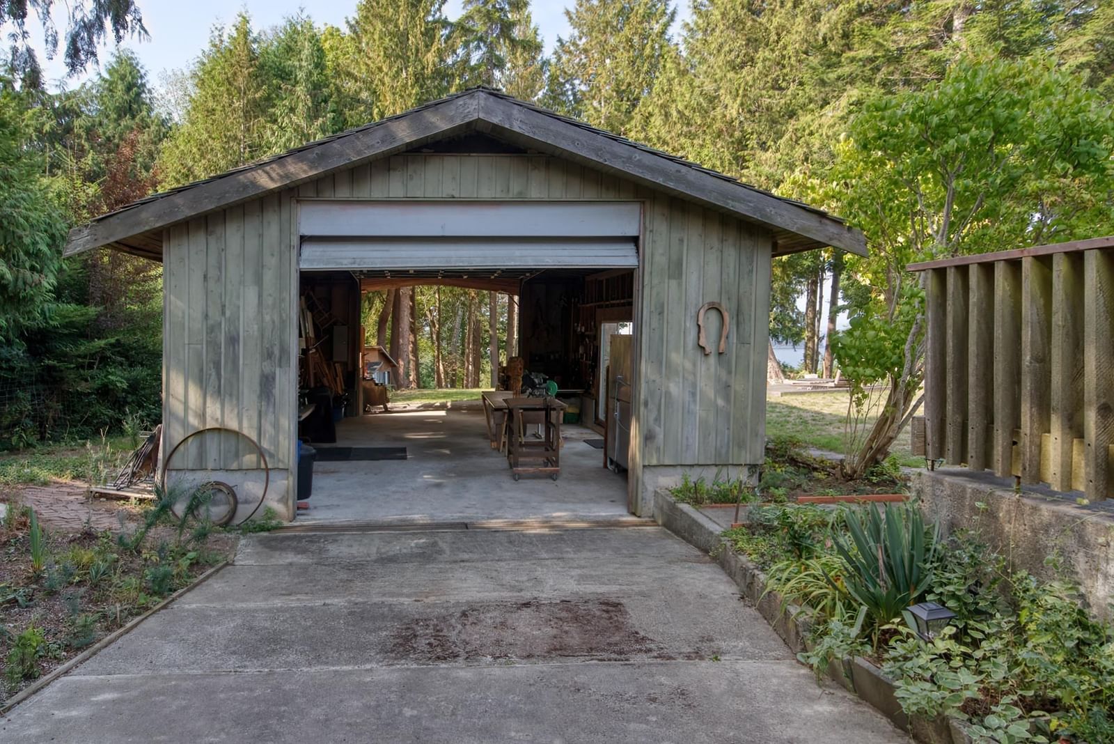 Listing Image 32