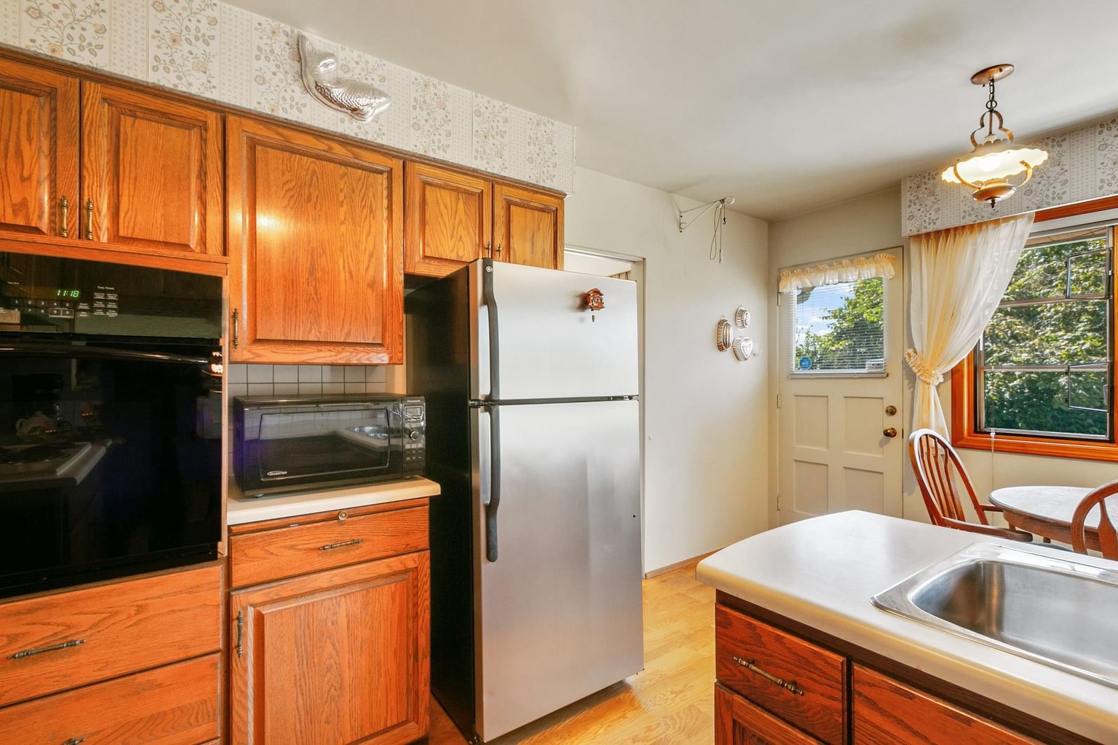 Listing Image 13