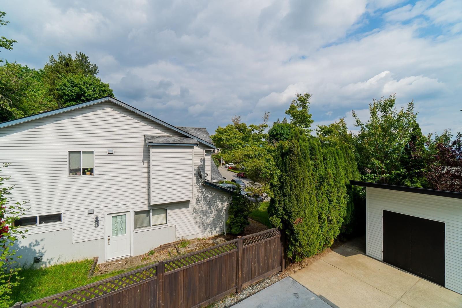 Listing Image 20