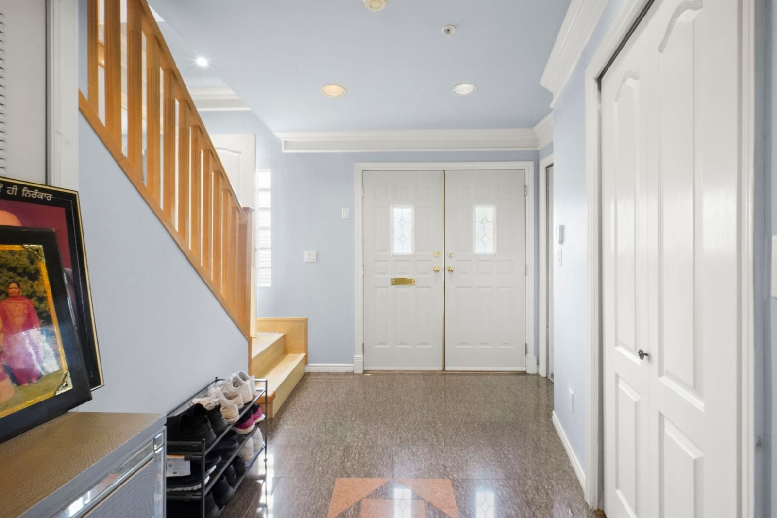 Listing Image 18