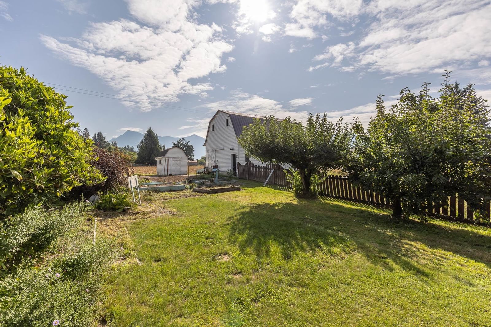 Listing Image 34