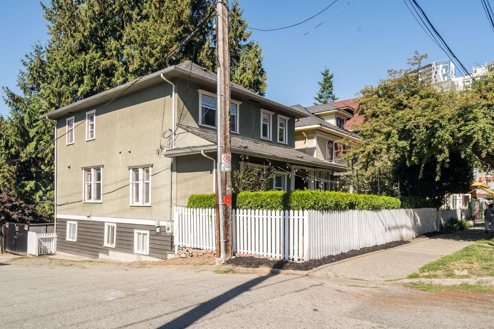 Listing Image 33