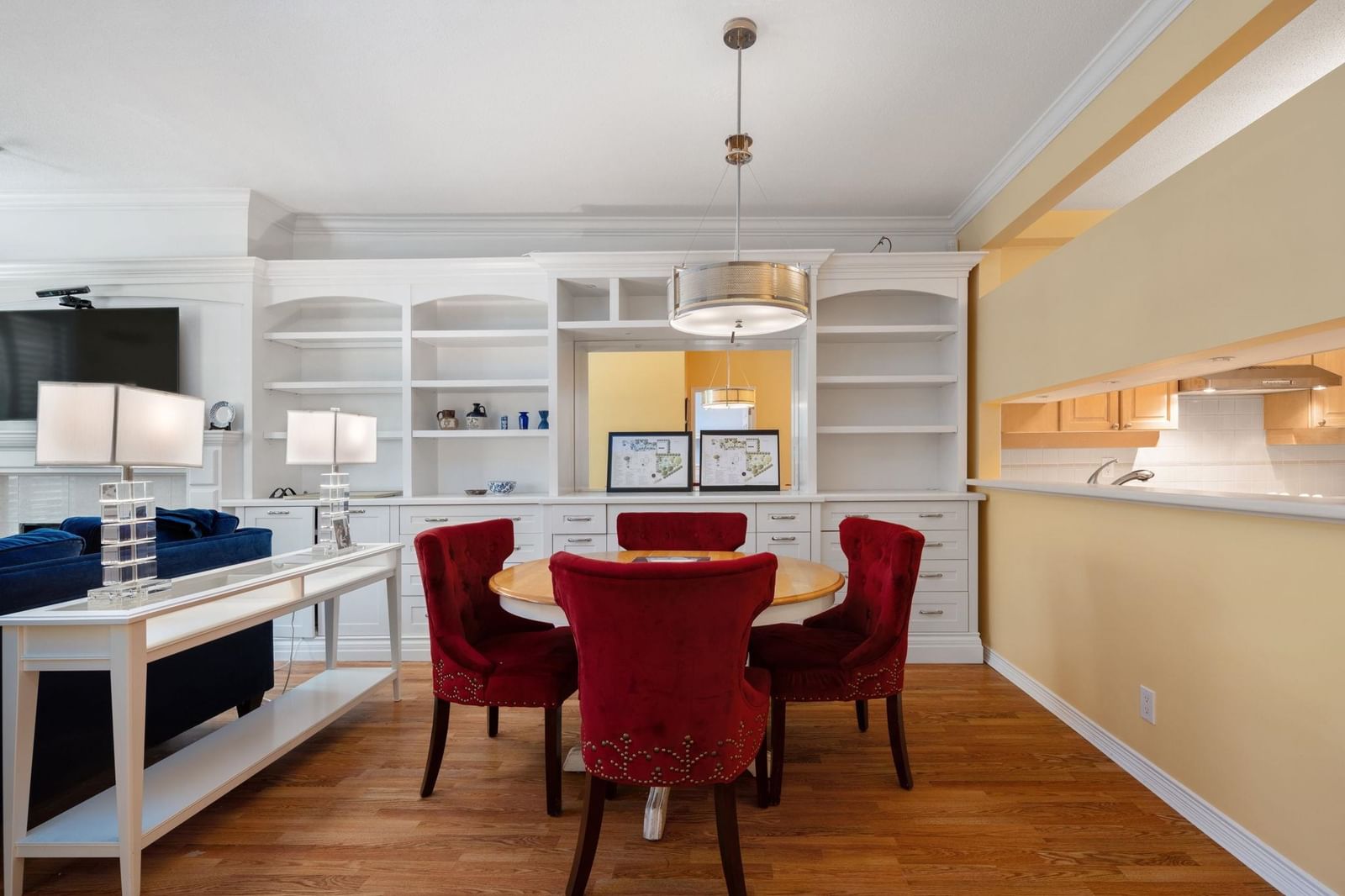 Listing Image 15