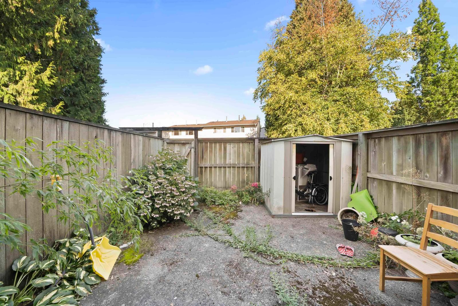 Listing Image 5