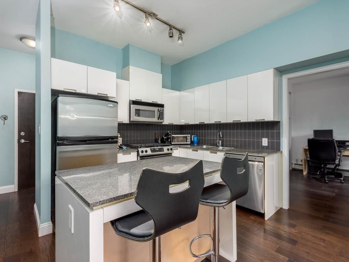 Listing Image 11