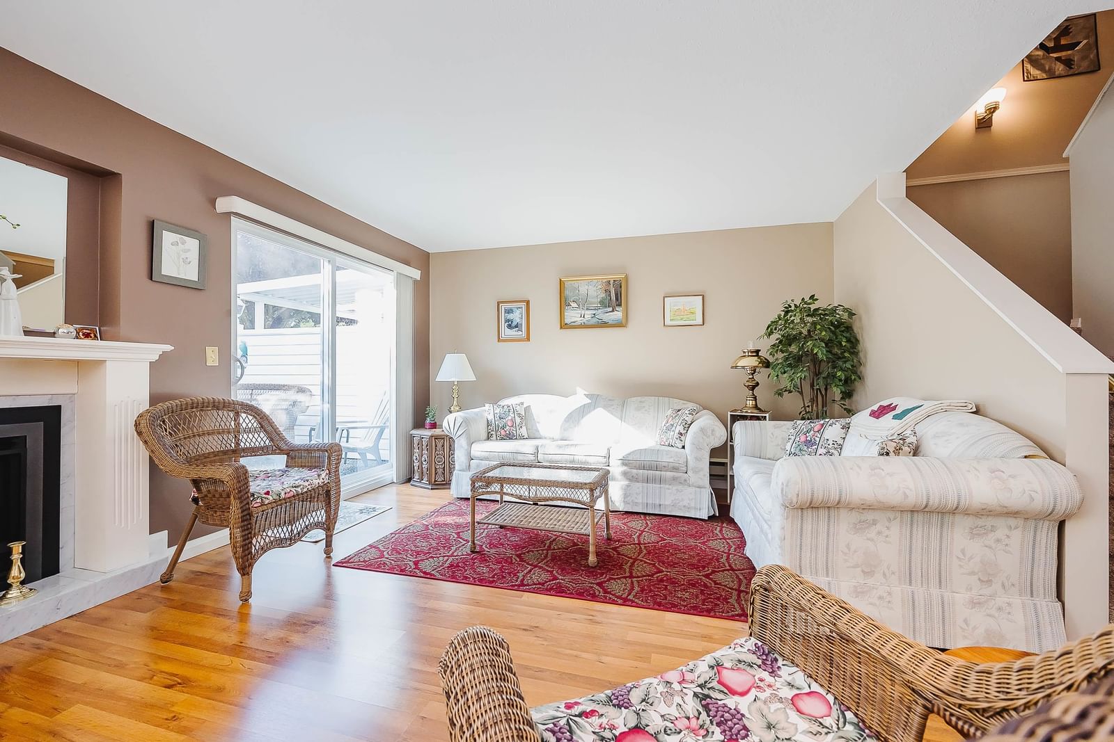 Listing Image 19