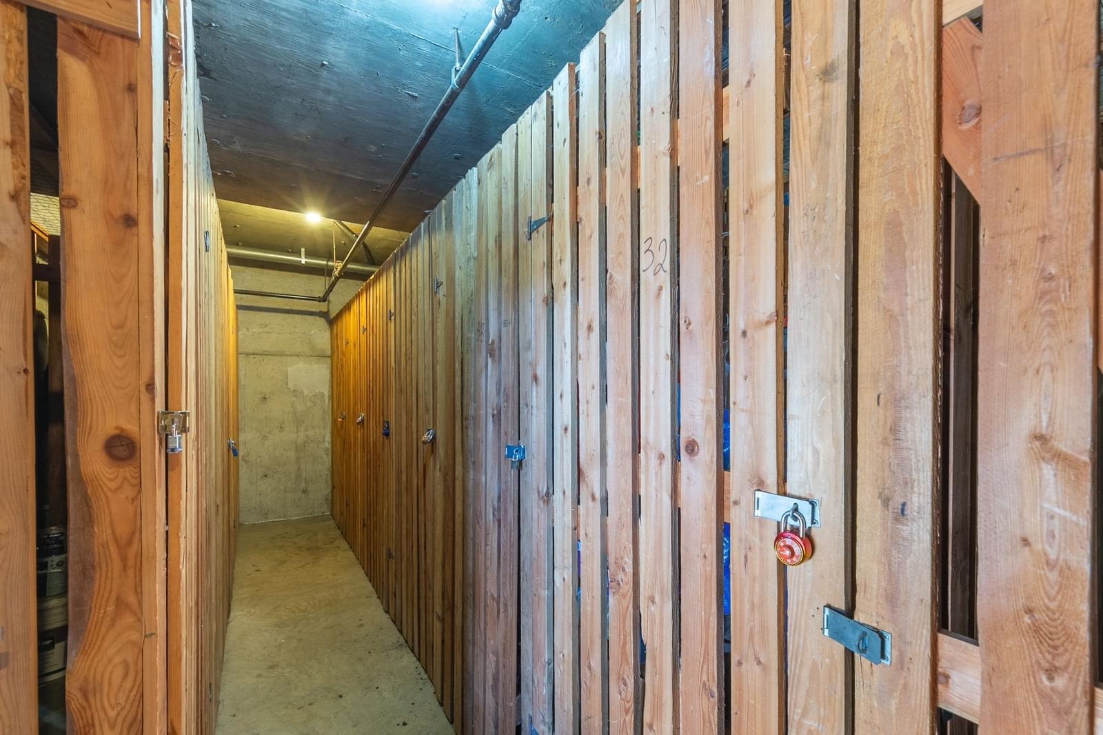 Listing Image 21