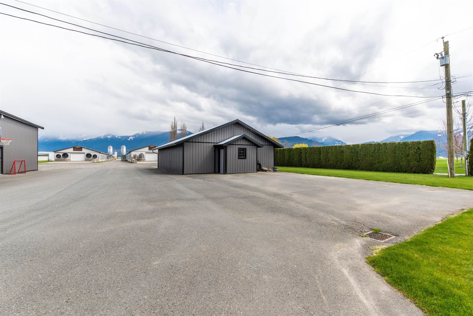 Listing Image 37
