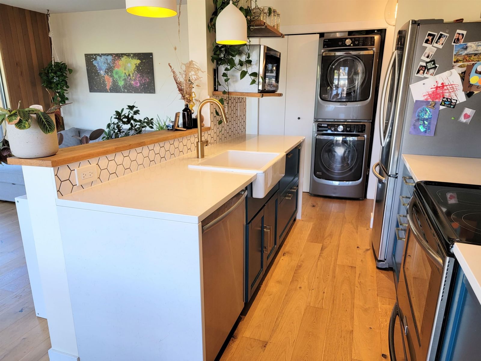 Listing Image 9