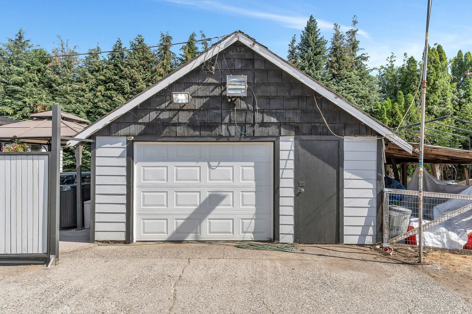 Listing Image 21