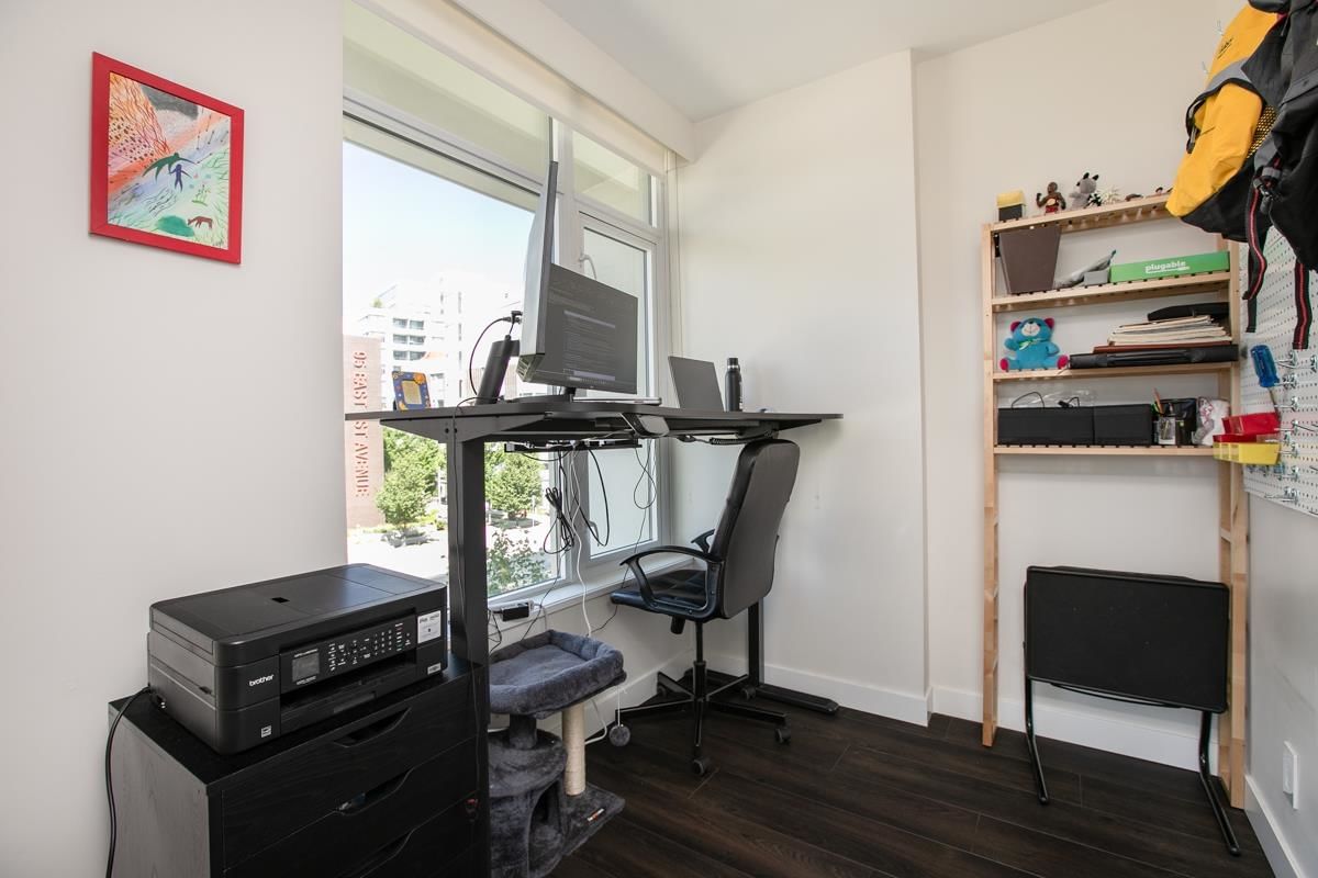 Listing Image 15
